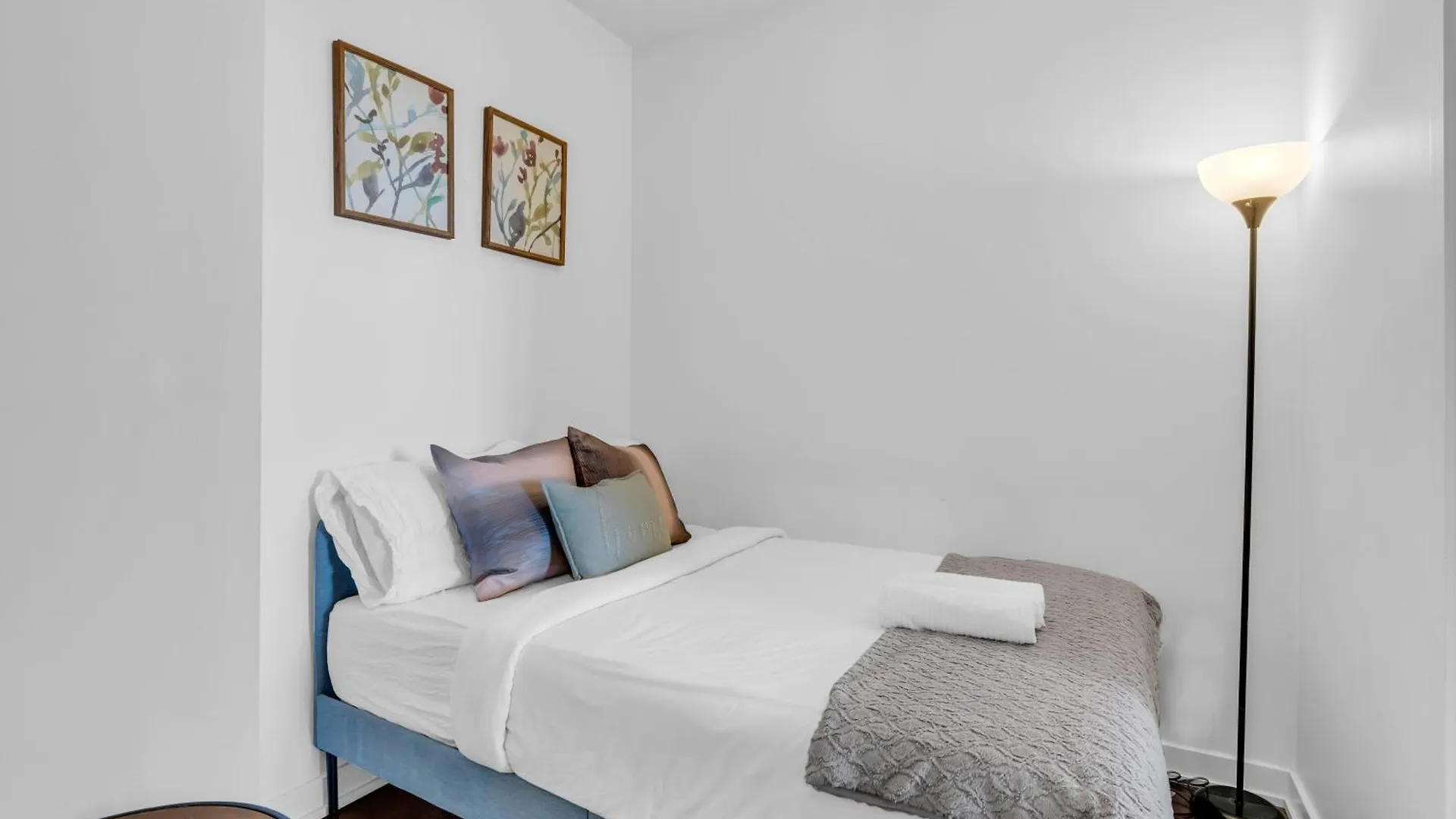Prestige Downtown Suite - Free Parking トロント 0*,  カナダ