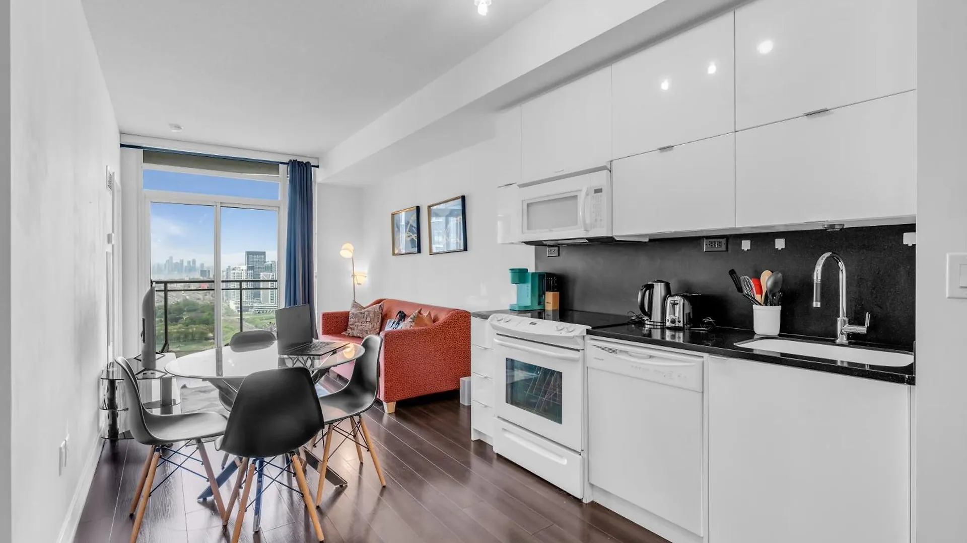 Prestige Downtown Suite - Free Parking トロント
