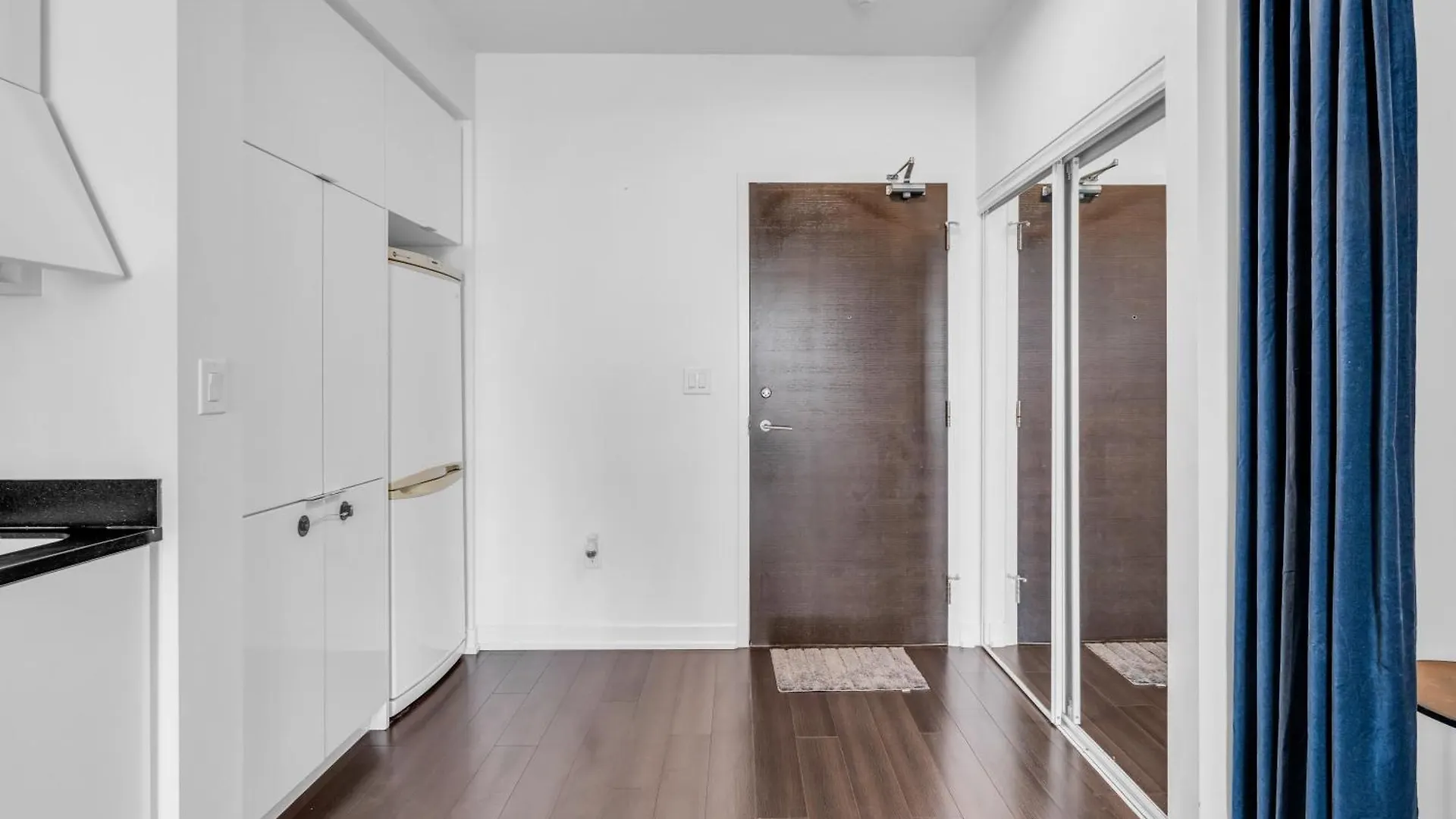 דירה טורונטו Prestige Downtown Suite - Free Parking קנדה